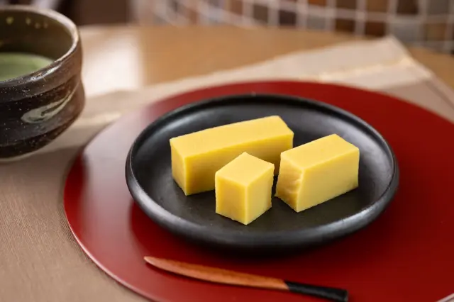 Un imo yokan apprécié dans tout le Japon pour sa saveur simple et authentique