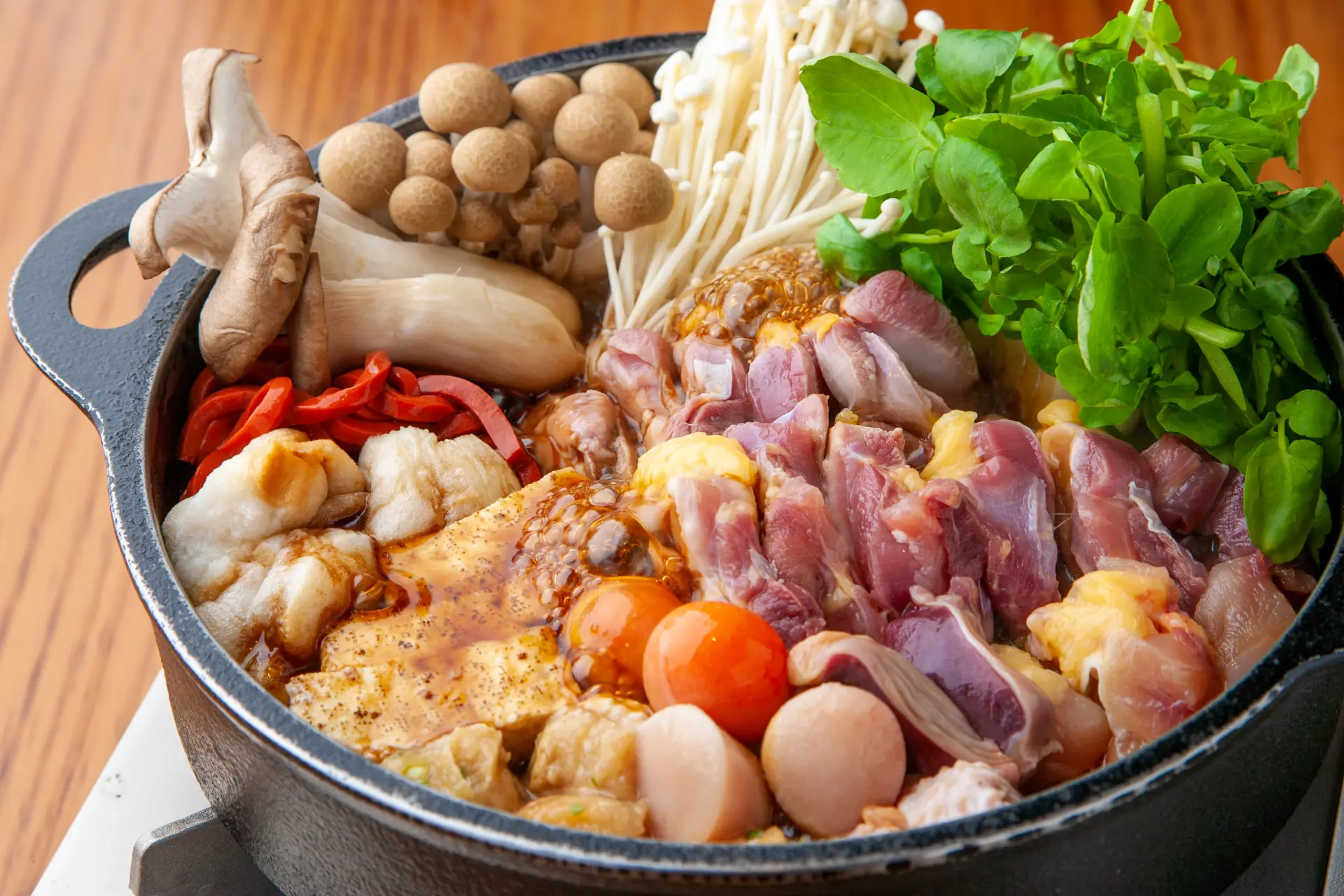 地鶏専門店ならではの新鮮な地鶏料理に舌鼓