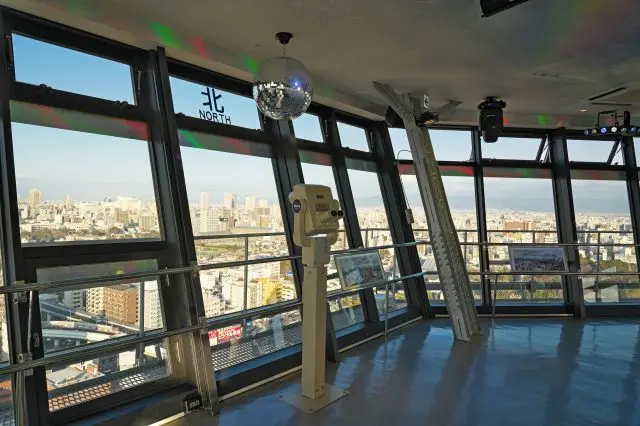 晚上的「光之展望台」會變身為宛如迪斯可舞廳般的空間