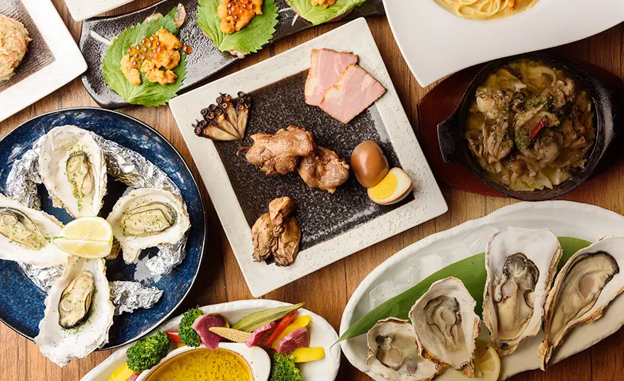 多彩な牡蠣メニューと広島の味覚が味わえる本格オイスターバー