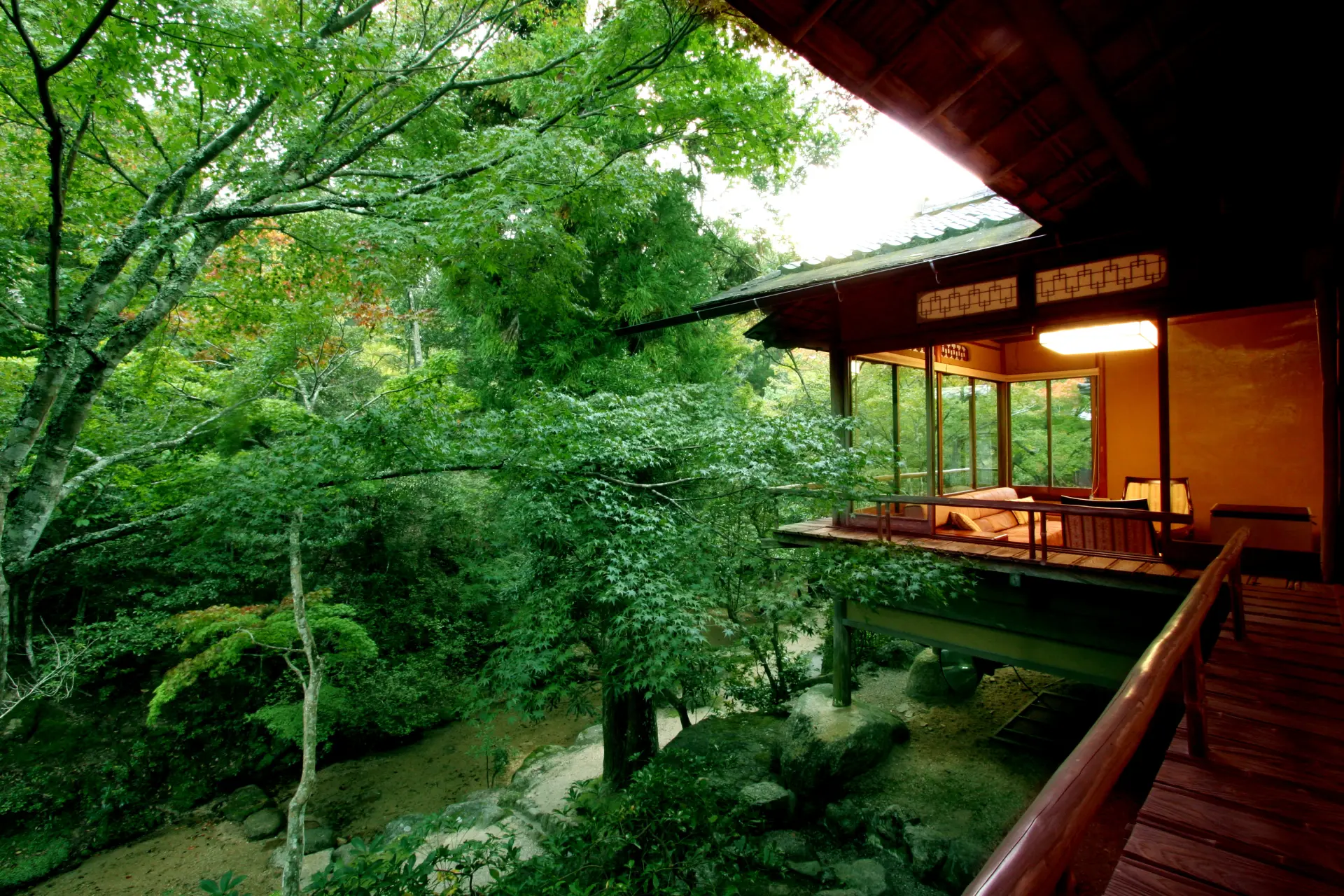 創業1854年、江戸末期から宮島の歴史を見続けてきた宿