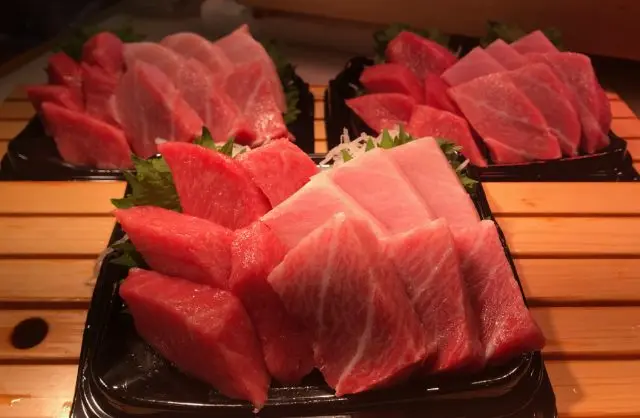 マグロ好き必見！ 専門店ならではの寿司＆刺身＆丼に舌鼓