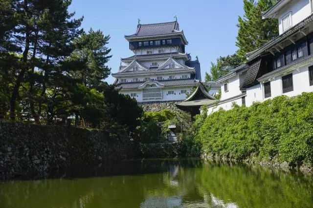 不仅是外观，还可以尽情享受已成为体验型观光景点的城内设施