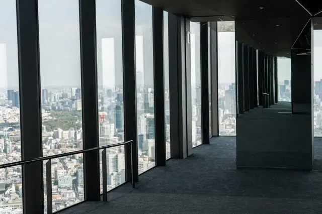 即使在室內也能以各種形式體驗東京街景之美