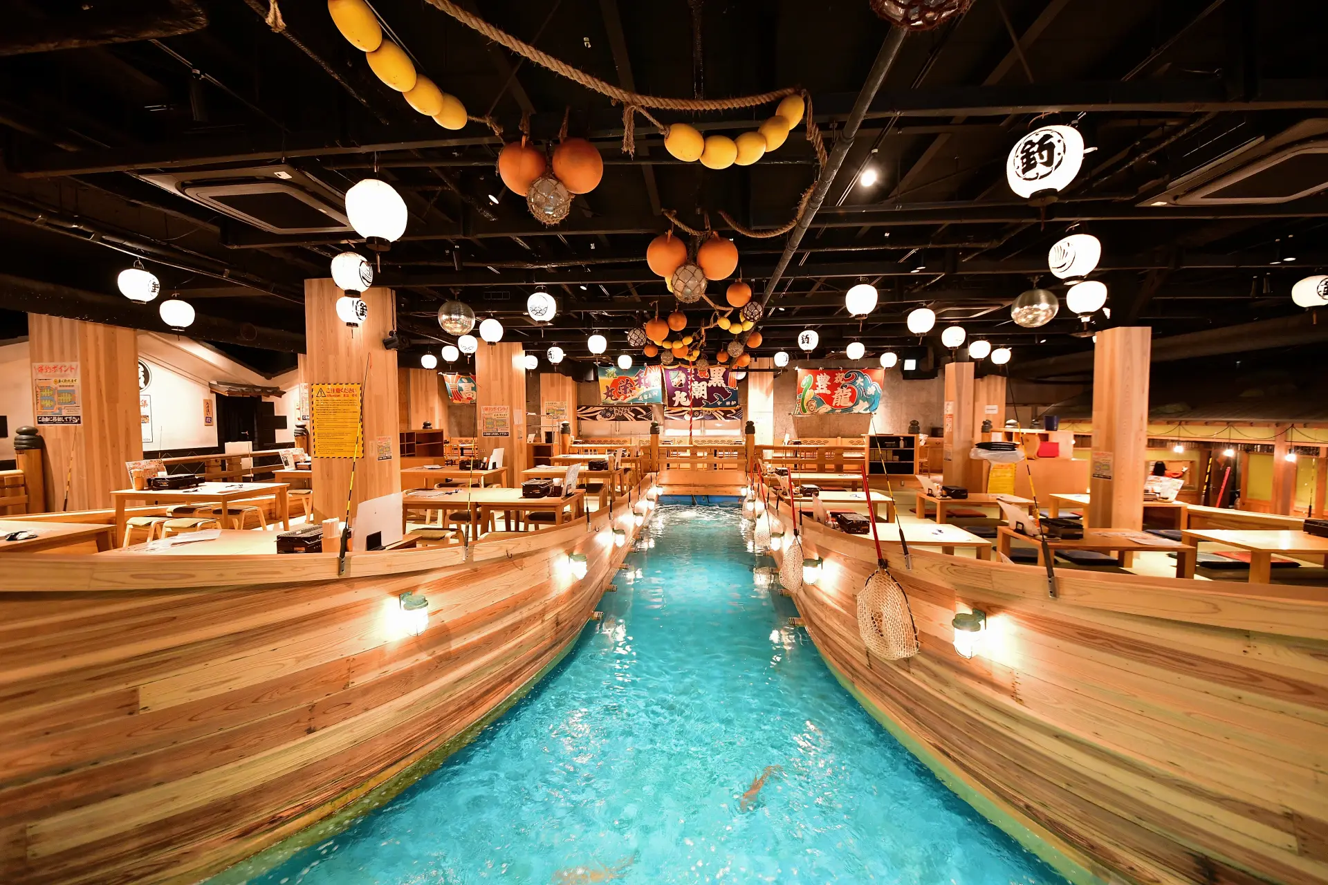 釣り×食事が両方楽しめる！ 新感覚のエンタメレストラン