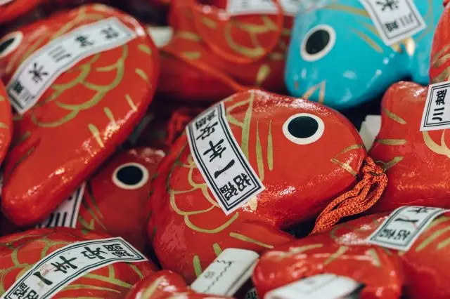 籤詩獨特的鯛魚造型十分可愛討喜