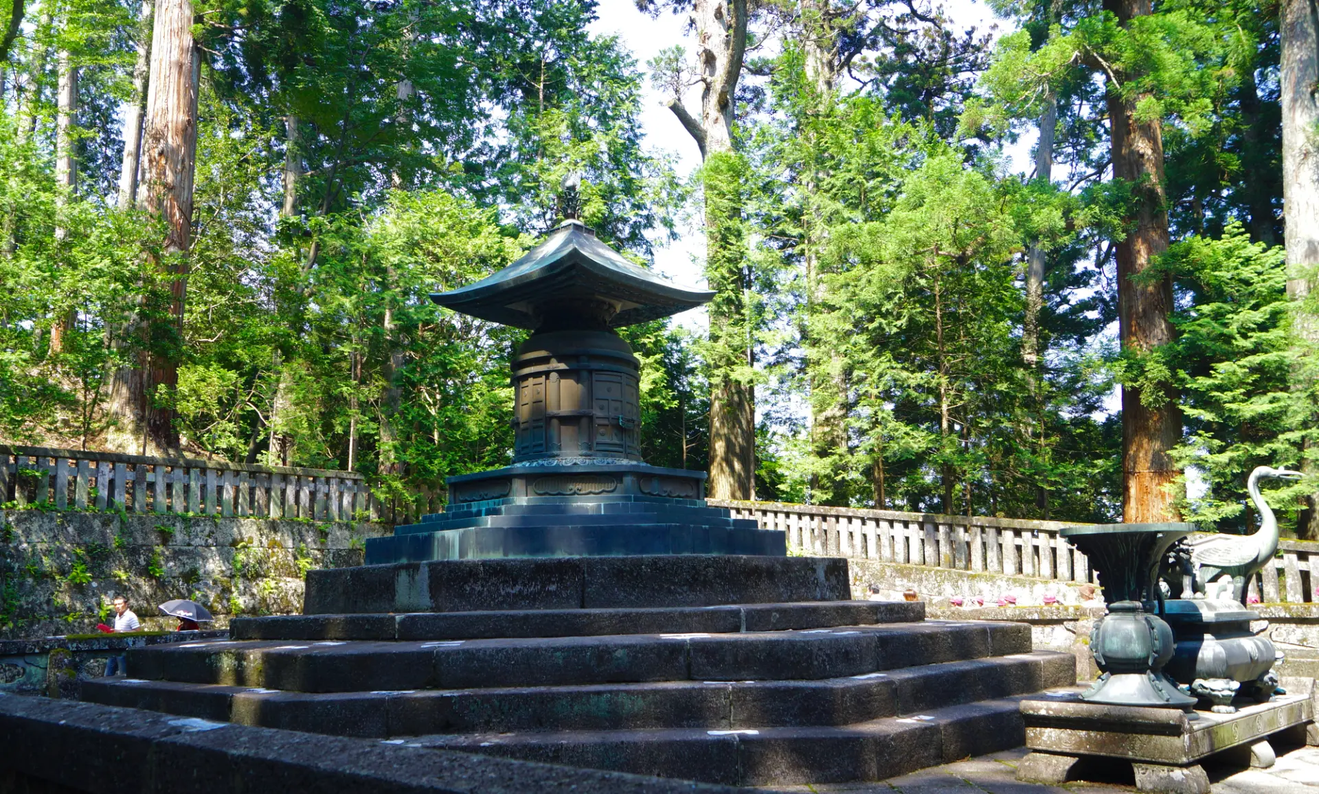 徳川家康が眠る奥宮の御宝塔