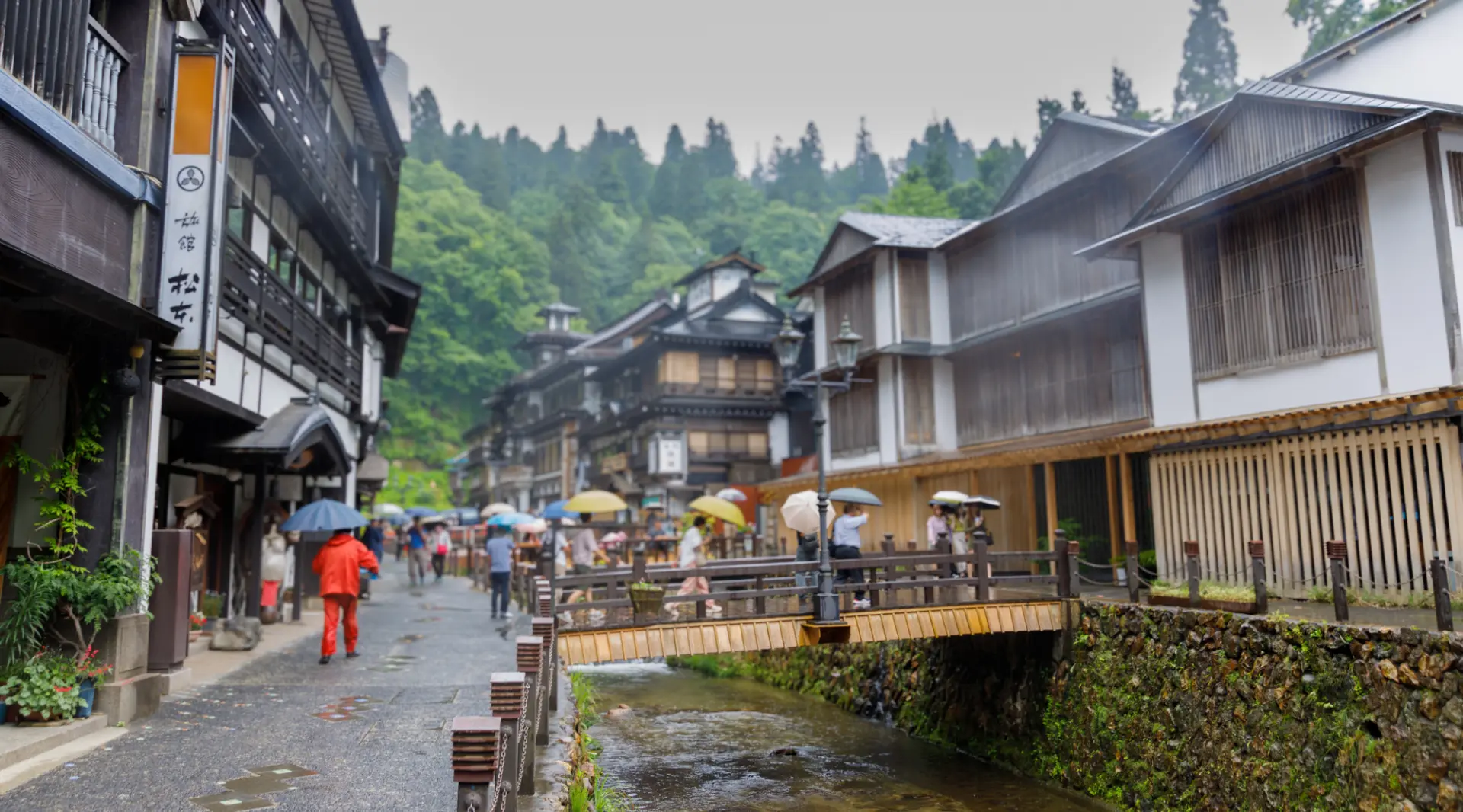 日帰り観光でも十分楽しめる「銀山温泉」