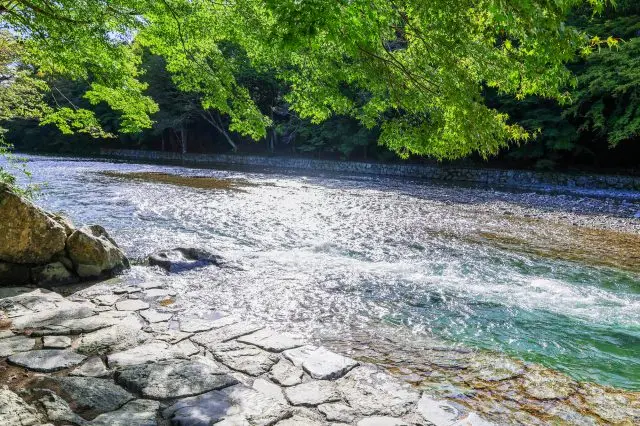 五十铃川周边是一片美丽的自然景观