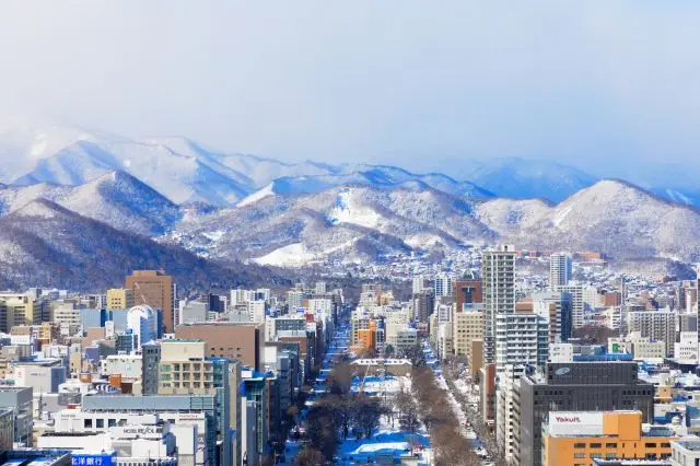 夜景が有名だが、昼間に見える景観も美しい