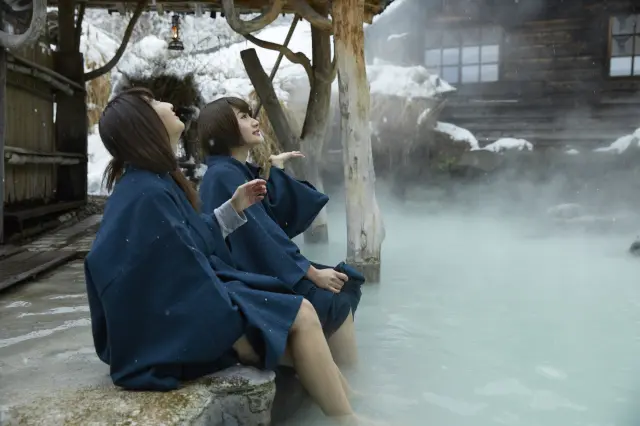 Enjoying Winter the Japanese Way