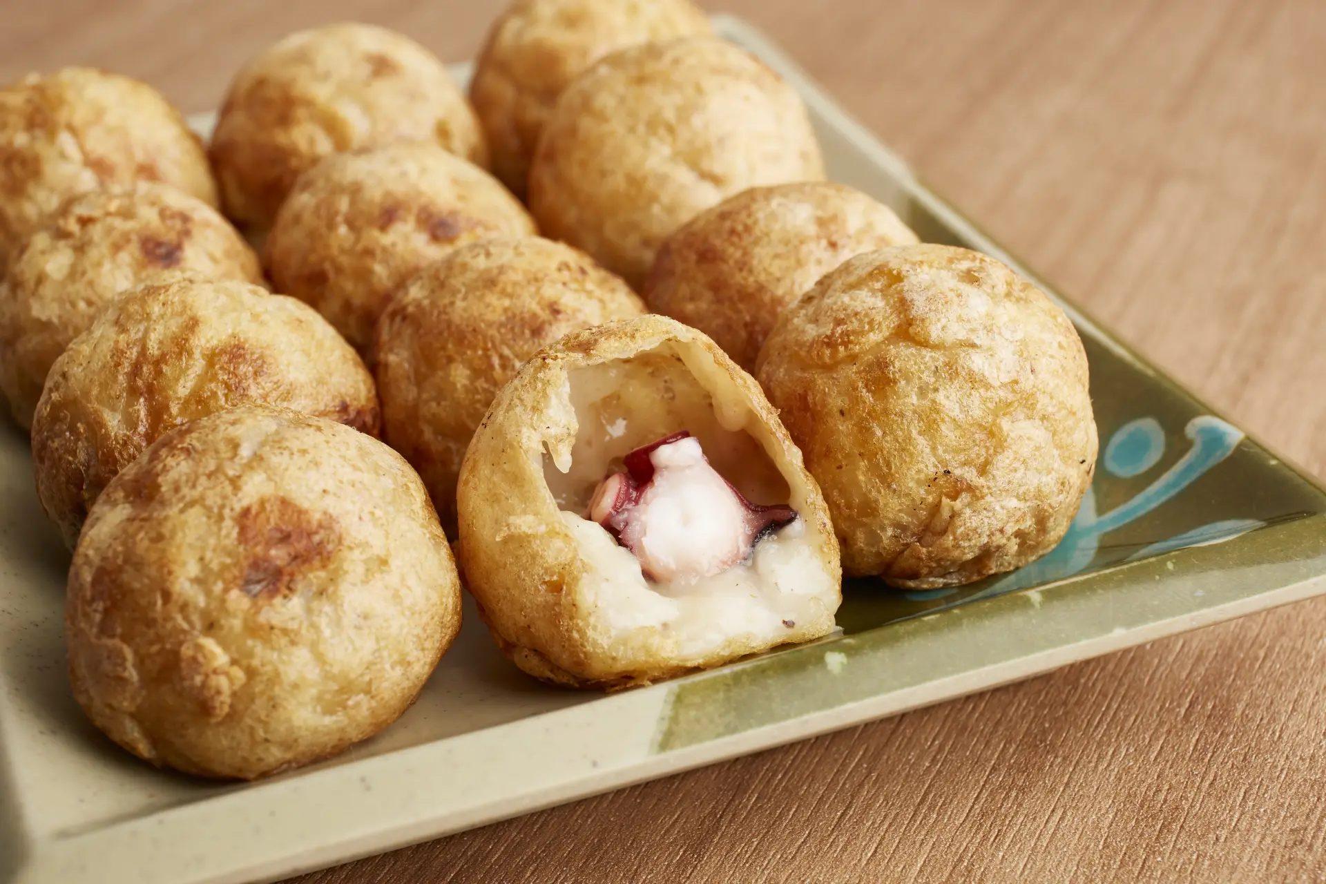 ランチにもおやつにも最適なたこ焼きを堪能