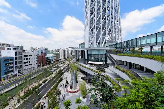 来了东京晴空塔建议到处都逛逛看，也许会有意想不到发现