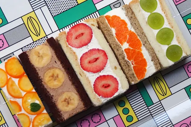 在甜點師精心研究中誕生的極品水果三明治