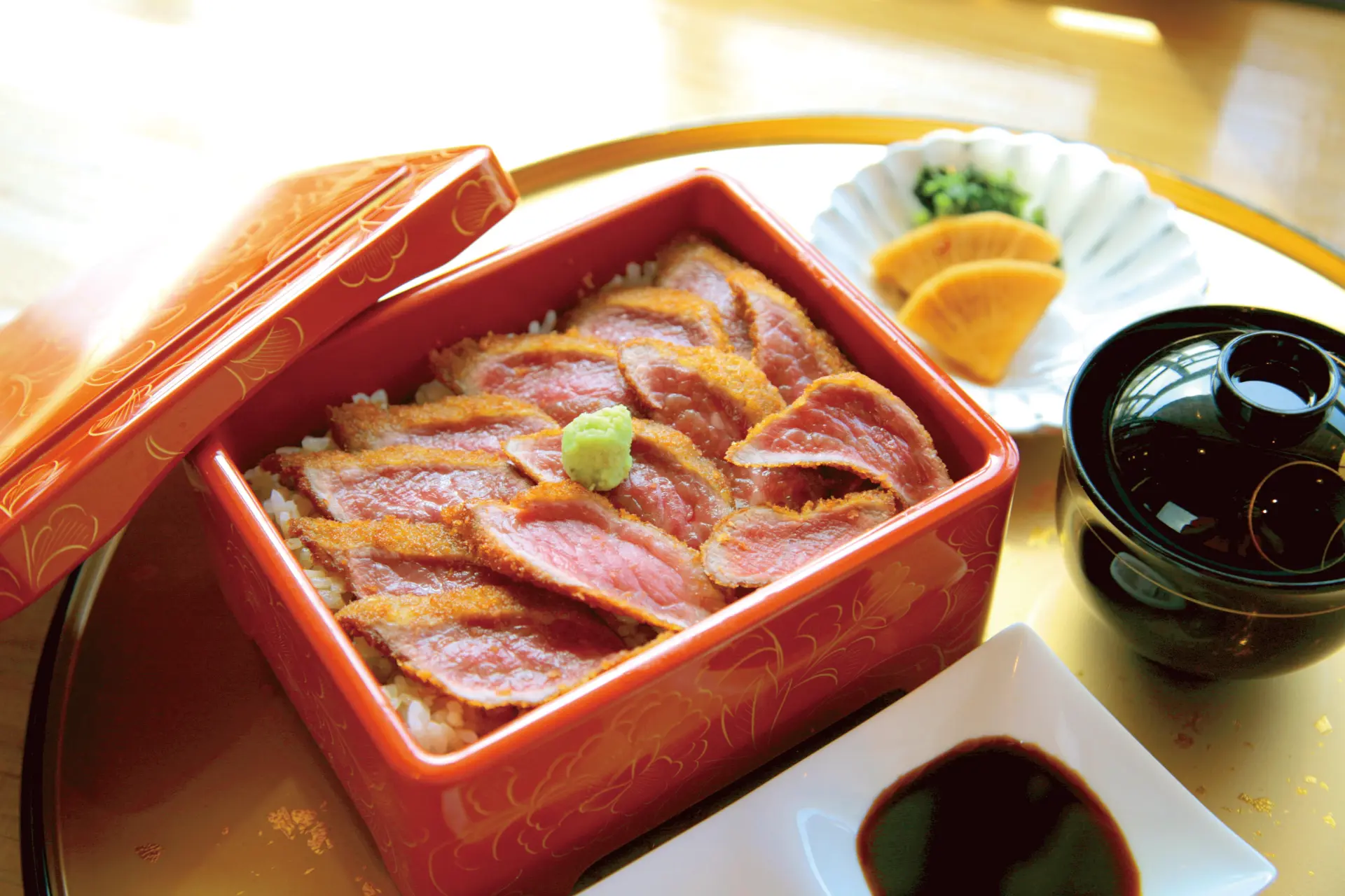 阿蘇神社のすぐそばで阿蘇の郷土料理を提供