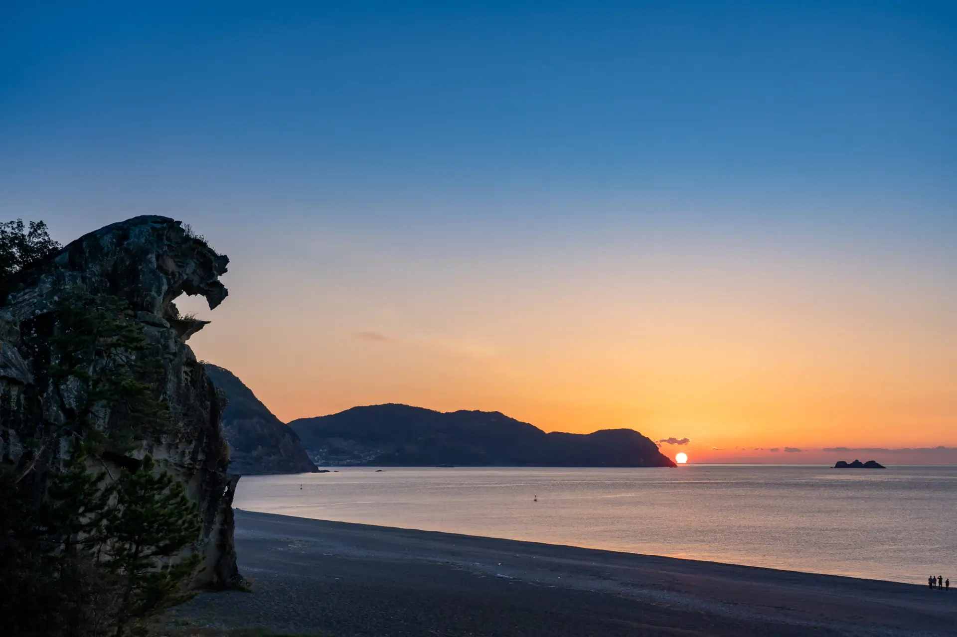 Ohechi: Sunrise over the Kumano Sea is a spectacular sight