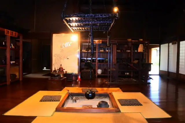 大內宿觀光之前建議先參觀「大內宿街景展覽館」，瞭解當地的歷史文化