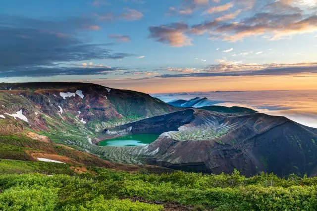 能一望藏王連峰與御釜的絕美景致
