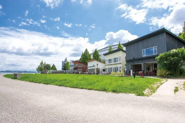 「NAGISA TERRACE」林立著4家都各有特色的餐廳。