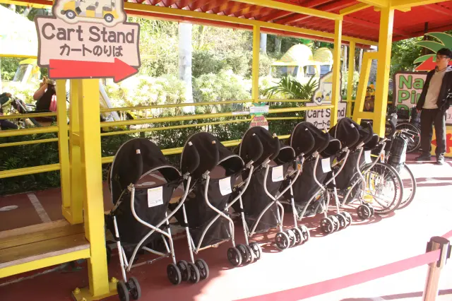 Strollers and wheelchairs are available for rental.