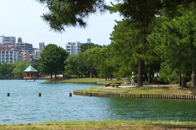 A green waterside park where Fukuoka locals gather