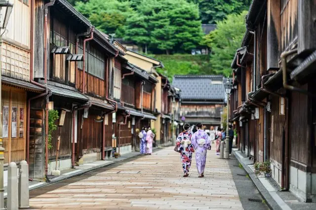 Take a stroll through the streets of the Edo period in traditional kimono attire.