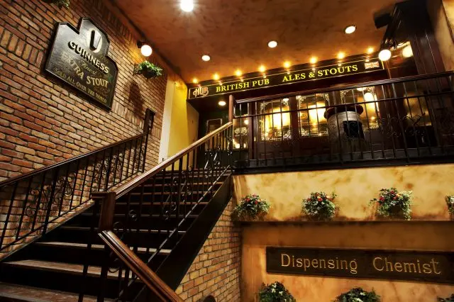 If you're in the mood for drinks and mingling, look for the nearest HUB downtown.