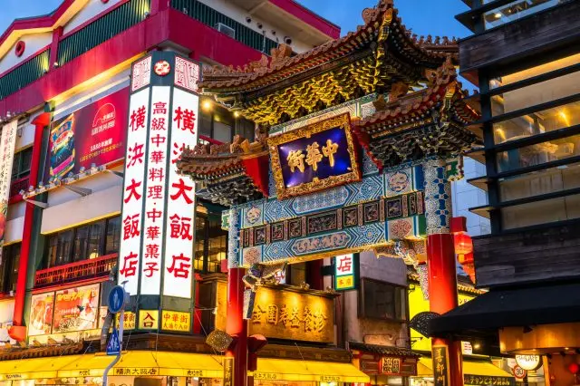 【横浜中華街の観光ガイド】日本最大の中華街でグルメと異国情緒を堪能