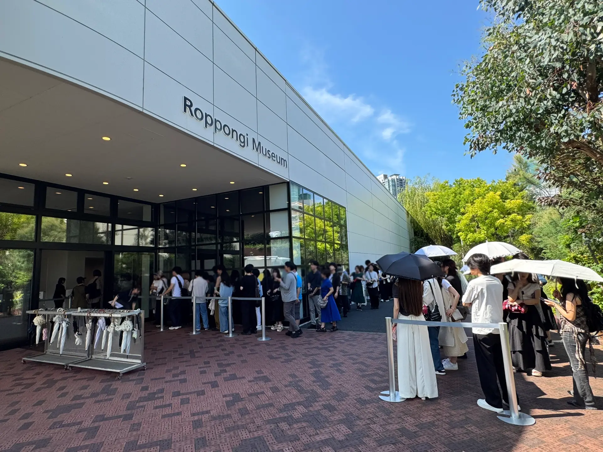 多彩なジャンルの展覧会を開催するミュージアム