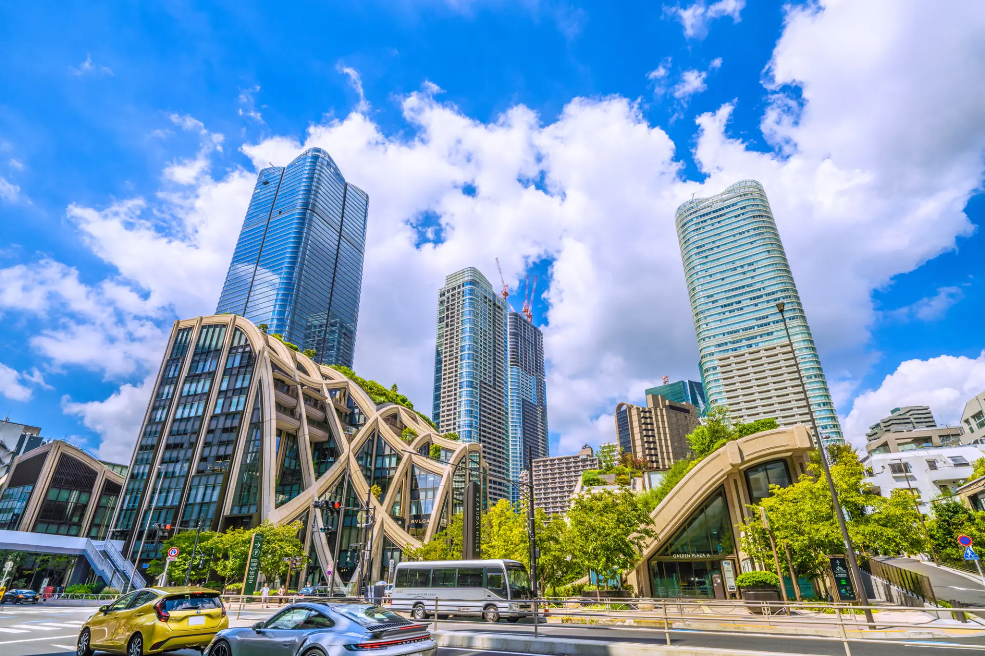 ショッピング・グルメ・エンタメを楽しめる「麻布台ヒルズ」