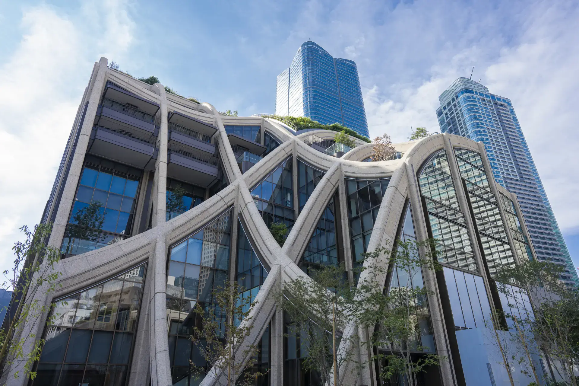 綠意與藝術環繞的東京麻布的大型商業設施