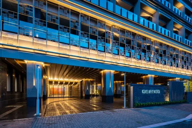 在熱海最頂級地段提供難忘奢華體驗的度假飯店