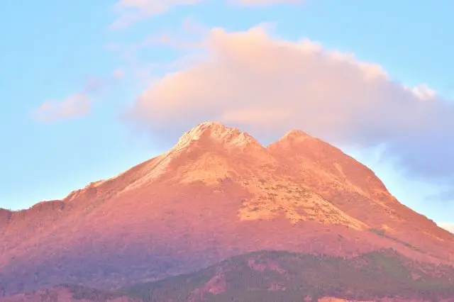 让雄伟的景观与来自大自然的馈赠——「温泉」来疗愈身心