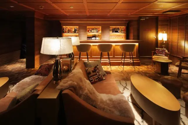 ロッジの非日常感と自由に過ごせる自宅感を両立させたブティックホテル