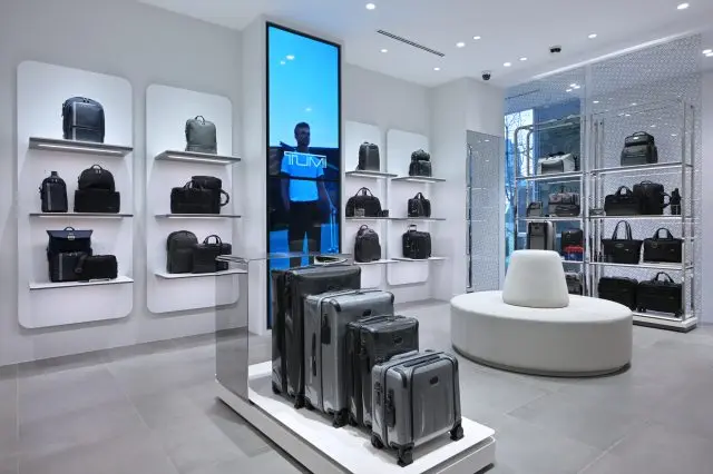 TUMI offers a wide range of travel cases, bags, accessories and more, all blending the utmost
in utility and creative design.