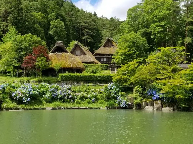 完整修復了合掌村以及飛驒特色古民宅的戶外村落博物館