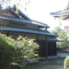 경내에는 센차 다도 수행의 도장도 남아있습니다.