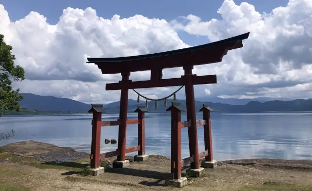 龍神伝説で知られるたつこ姫を祀る美のパワースポット