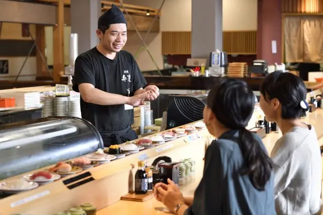 人氣的迴轉壽司