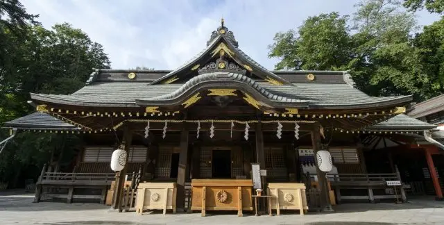 Okunitama Jinja Shrine stands upon 1900+ years of ancient history, enshrining the guardian deity of the old-world Musashi Province