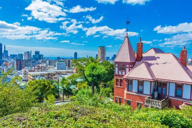 The intriguing look of streetscapes lined with a blended Japan and Western-stylized architecture.