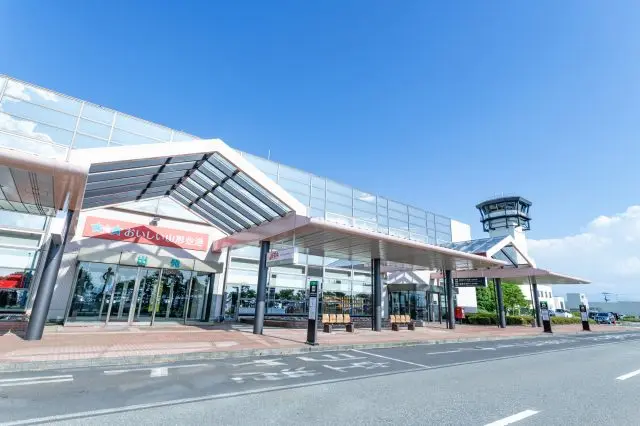 東京・大阪から山形へ行く際の玄関口となる山形空港