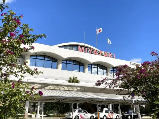 宮崎的玄關口「宮崎機場」，暱稱為「宮崎九重葛機場」