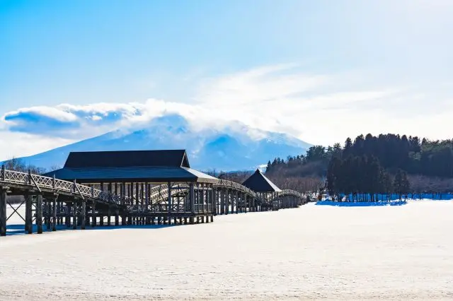 被白雪覆蓋的夢幻景點「鶴舞之橋」