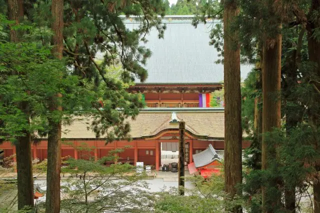 與周圍自然景觀和諧共融、展現絕美風貌的比叡山延曆寺