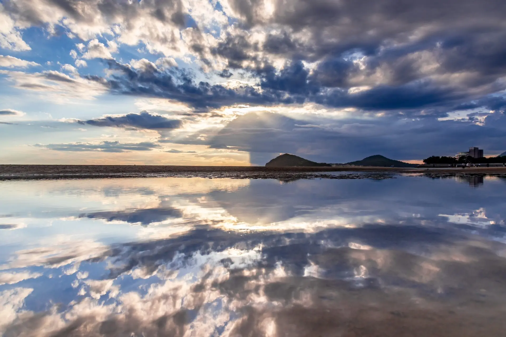 Kagawa Travel Guide] Enjoy Spectacular Seto Inland Sea Views and