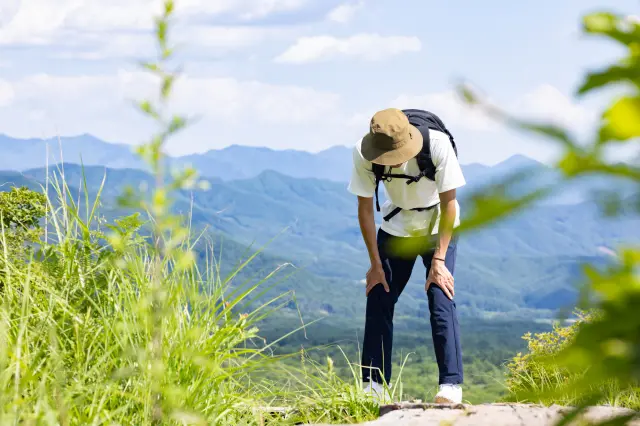 高山病かもしれないと感じたら、無理せずにしっかり休憩しよう