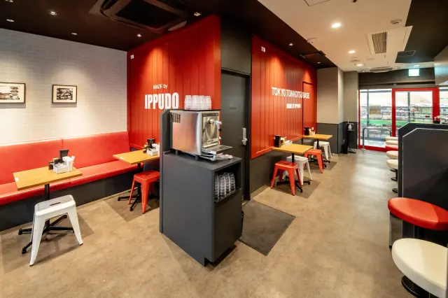 Stylish Interior of Tokyo Tonkotsu Base Made by Ippudo Kawagoe Shop