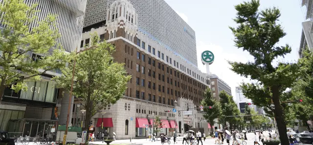 重传统并融入新元素的心斋桥老字号百货公司