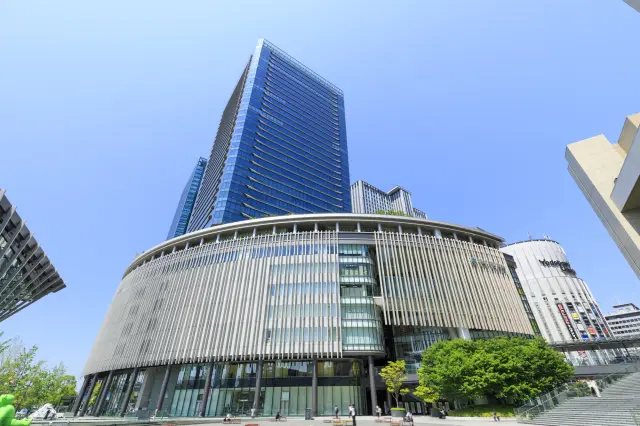 ショッピングもグルメも満喫できるグランフロント大阪
